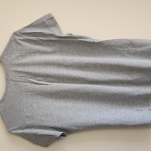 Women's tee - Picture 5 of 5